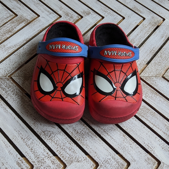 spiderman crocs size 11